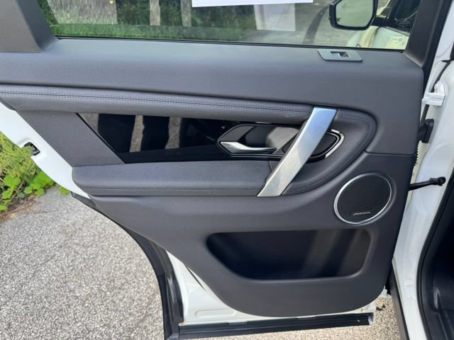 Certified 2025 Land Rover Discovery Sport S AWD/4WD image 11
