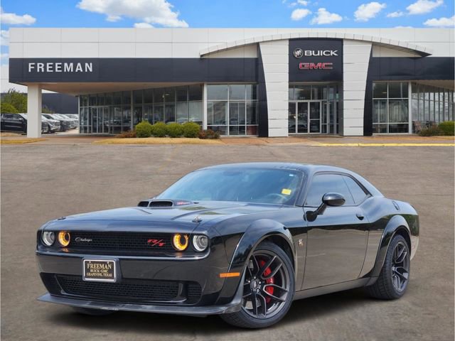 Used 2022 Dodge Challenger R/T Scat Pack image 1