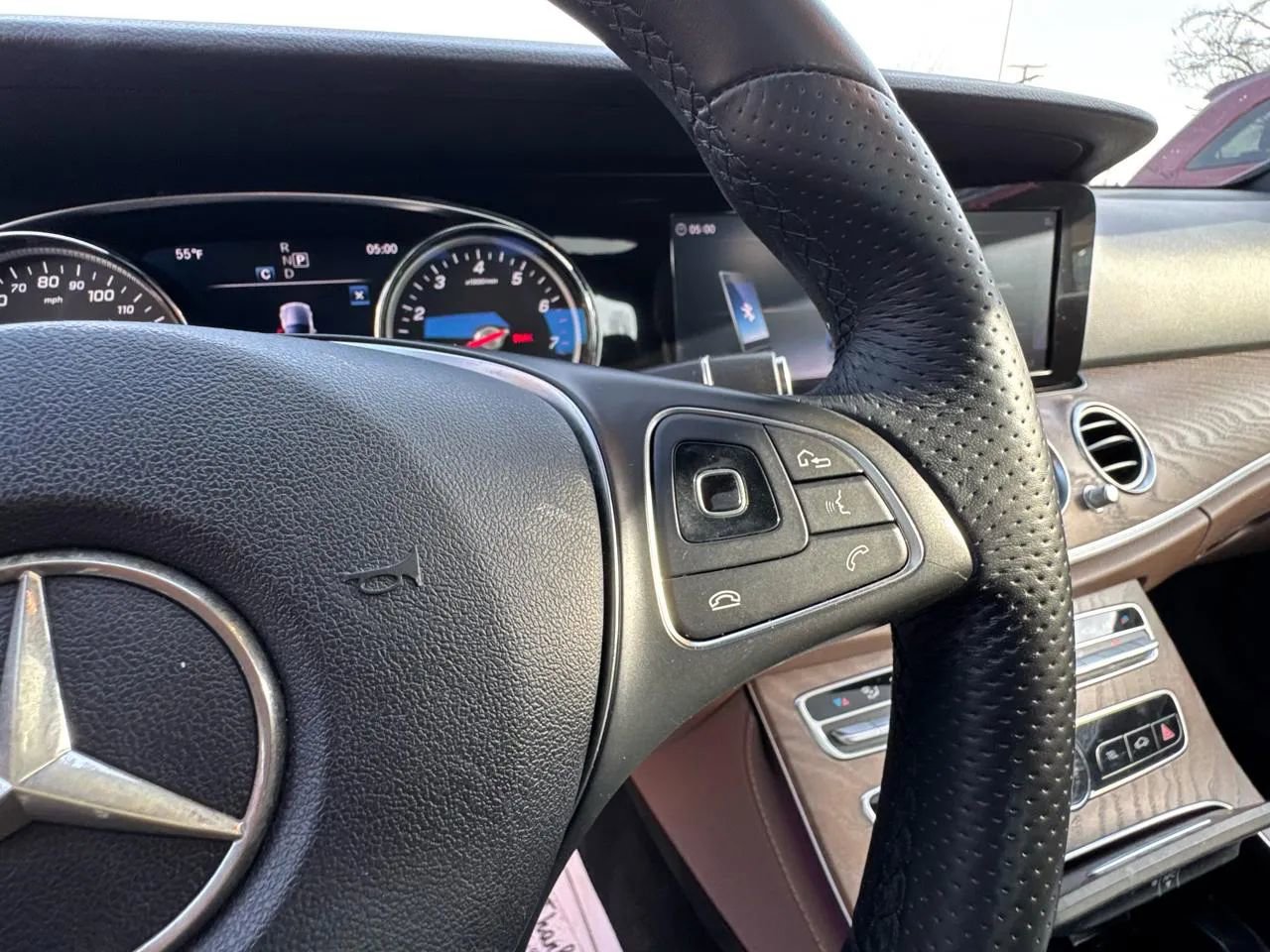 Used 2018 Mercedes-Benz E 300 image 23