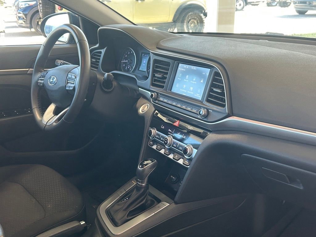 Used 2019 Hyundai Elantra Value Edition w/ Cargo Package image 25
