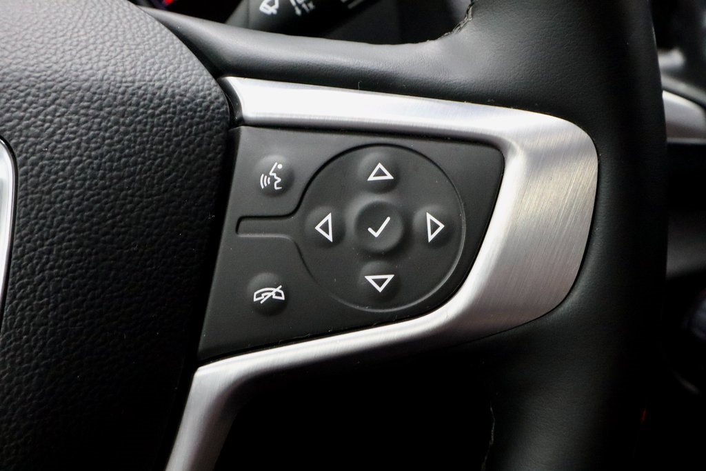 Used 2024 GMC Terrain SLT image 29