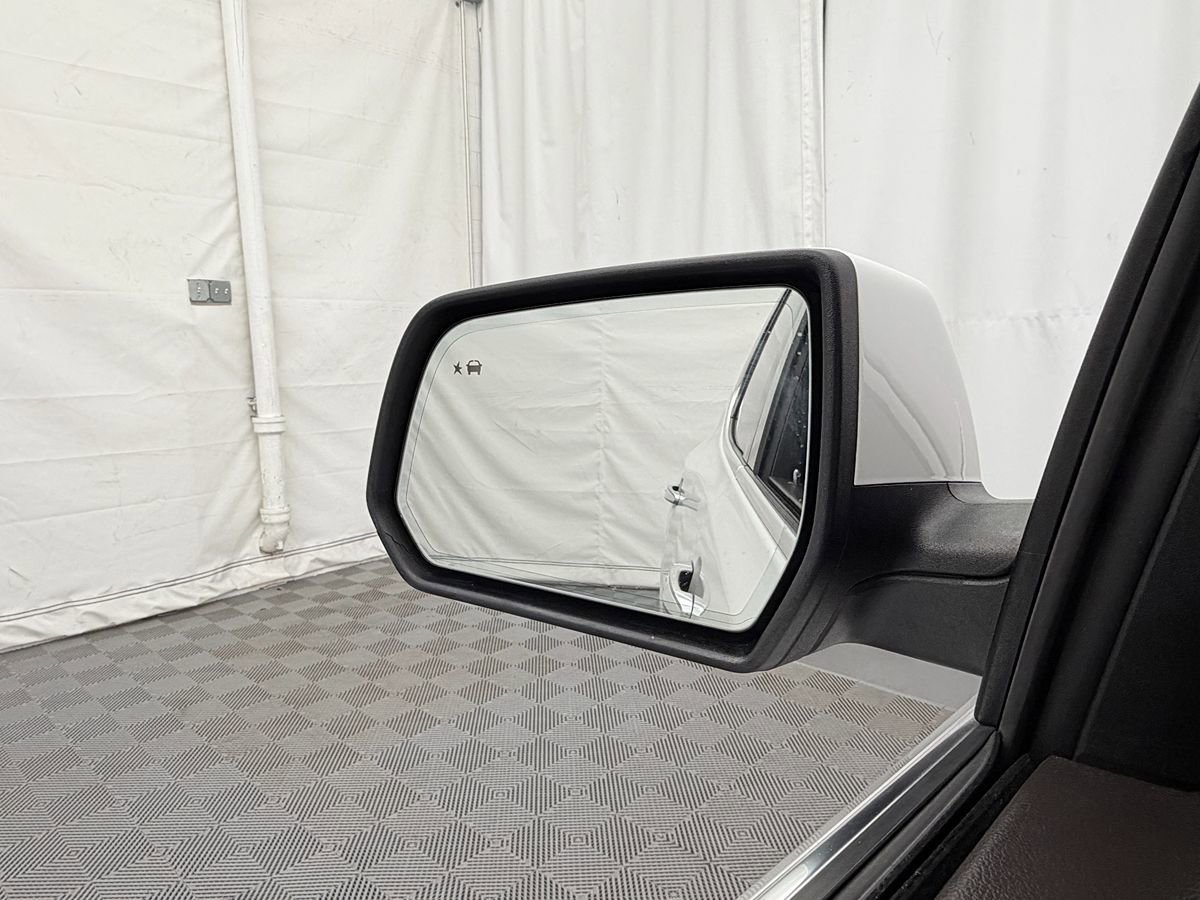Used 2018 GMC Acadia Denali w/ Technology Package image 15