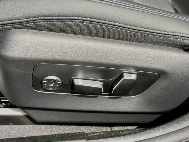 New 2026 BMW i5 eDrive40 w/ M Sport Package image 18