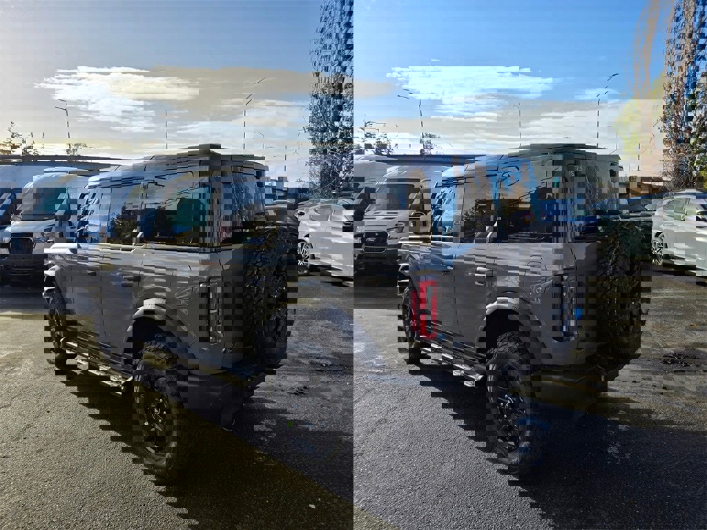 New 2025 Ford Bronco Outer Banks image 7