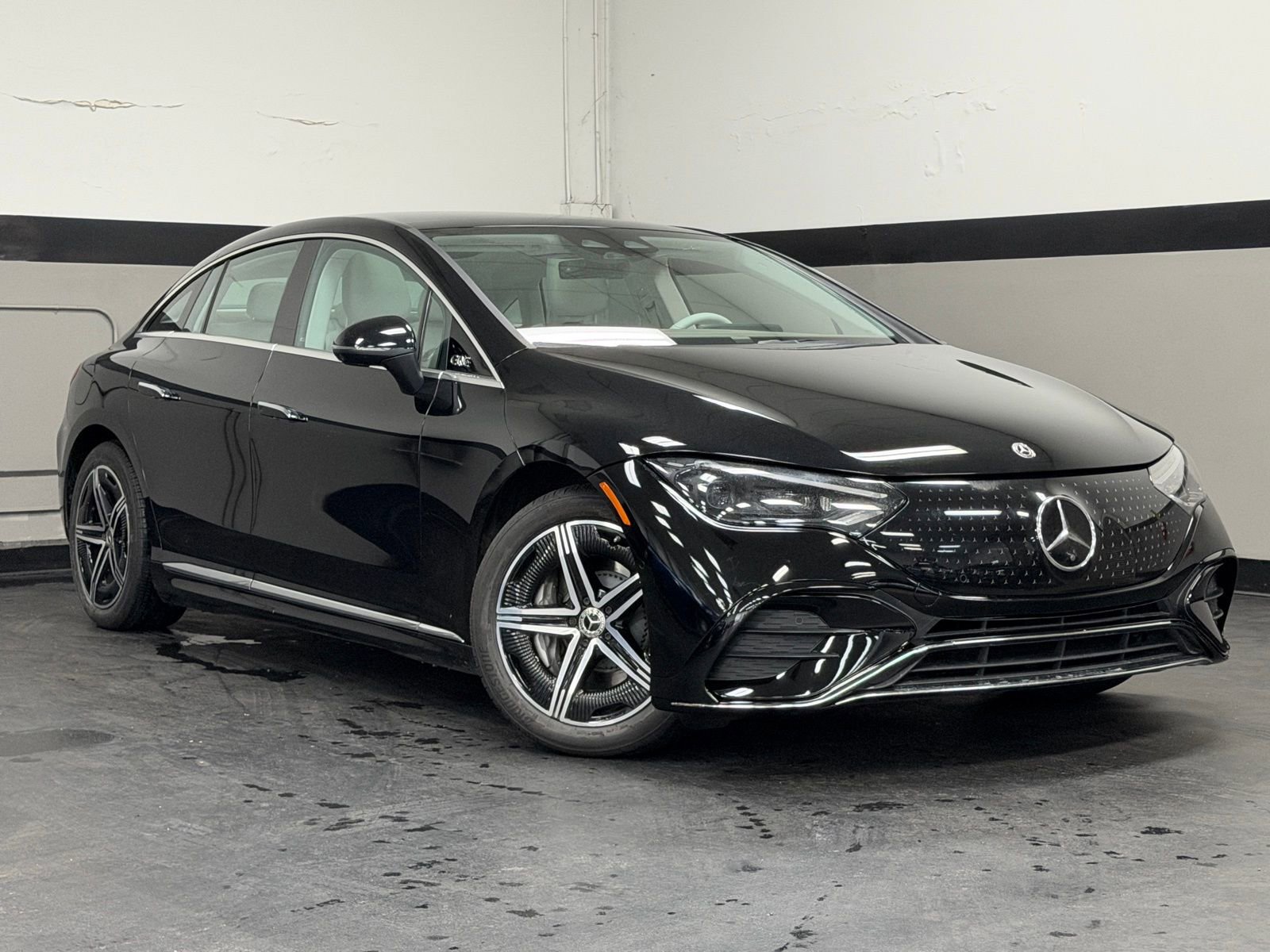 Certified 2023 Mercedes-Benz EQE 350+ 4MATIC Sedan image 2