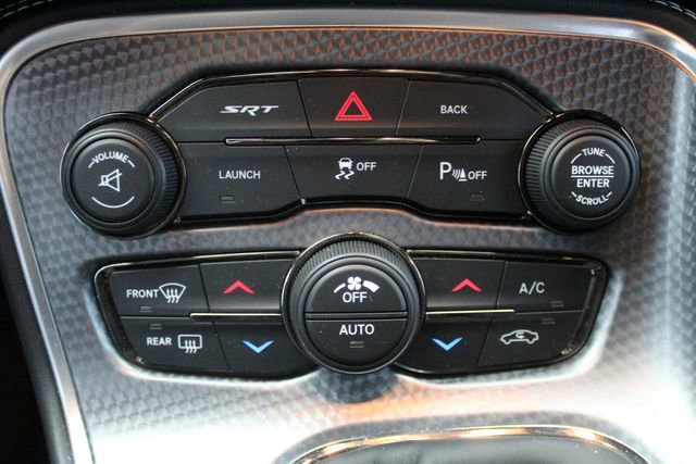 Used 2016 Dodge Challenger SRT Hellcat image 13