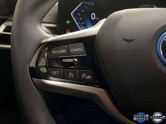 Used 2025 BMW i4 xDrive40i image 36