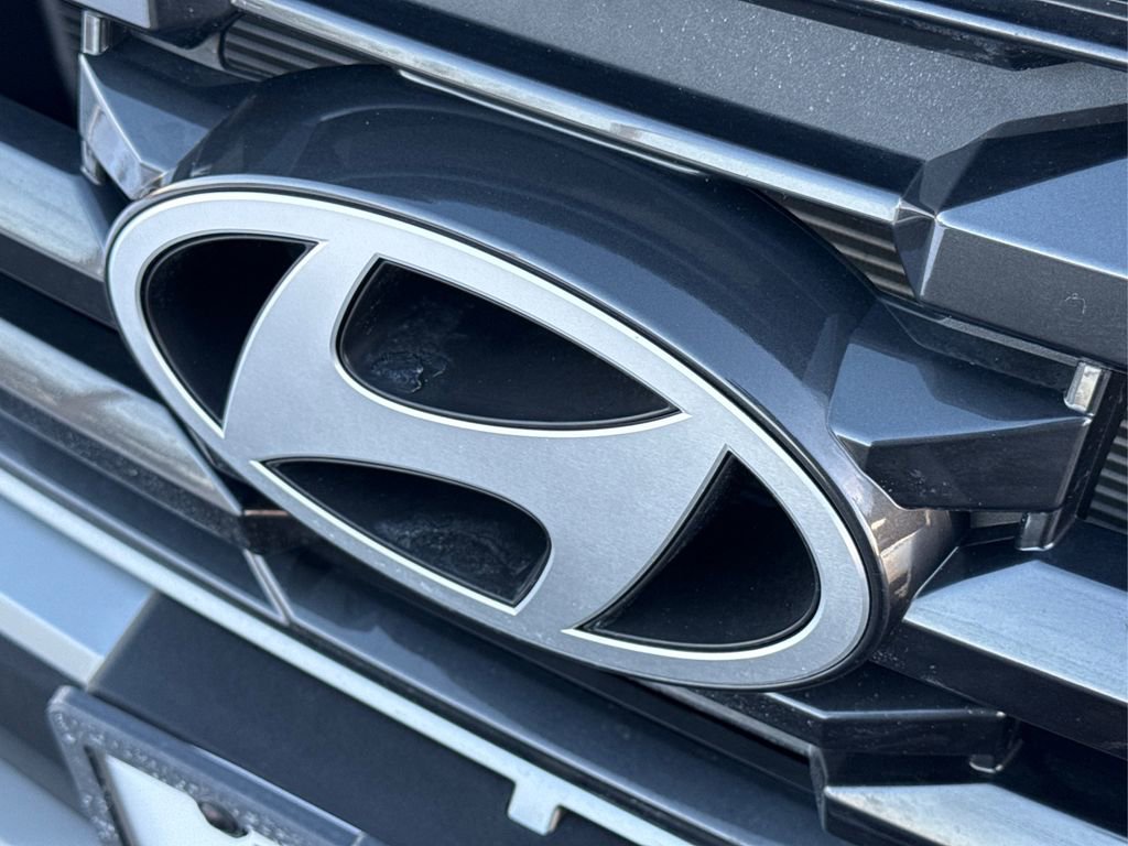 Certified 2025 Hyundai Tucson SE image 10
