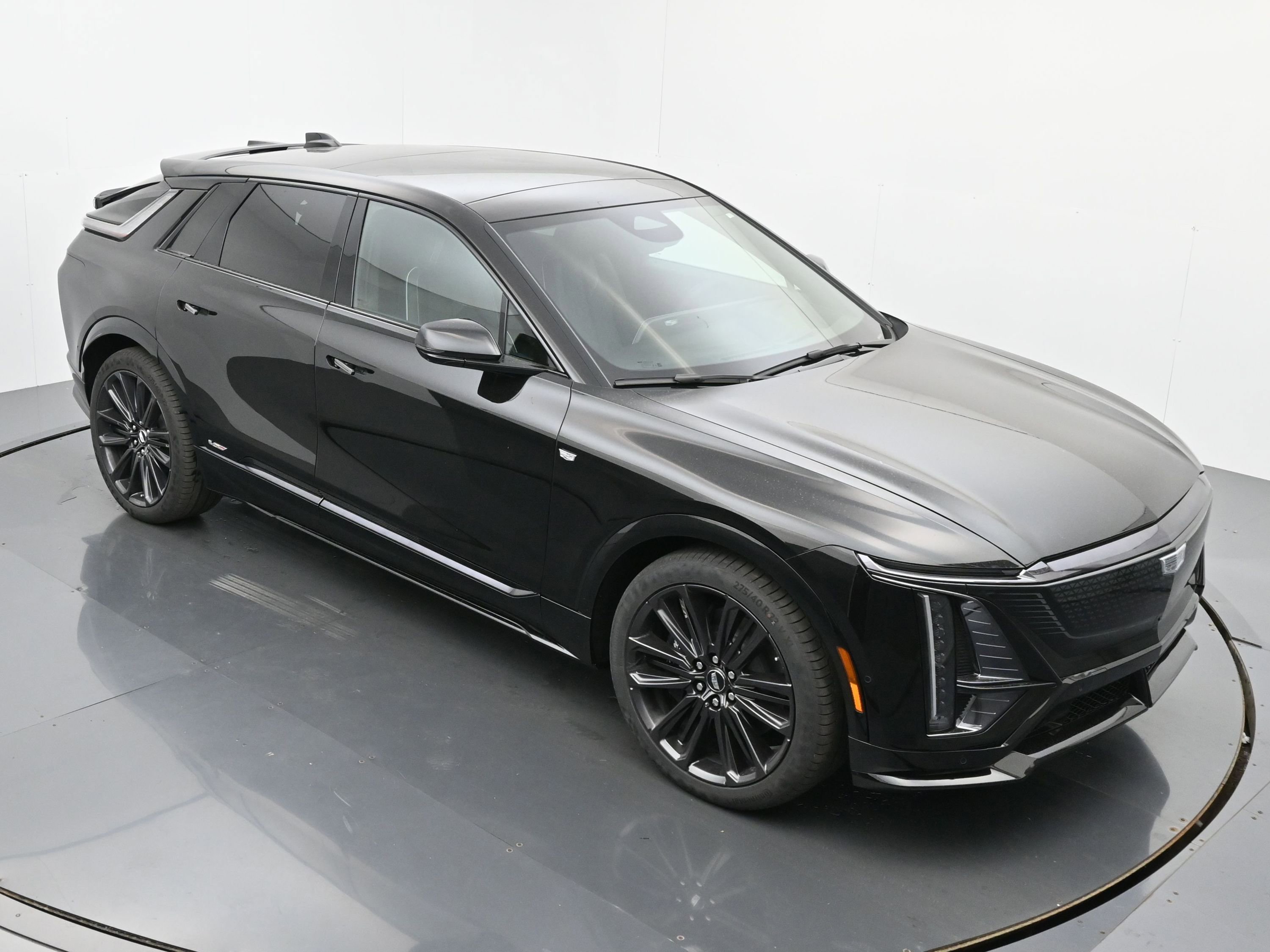 New 2026 Cadillac Lyriq V image 29