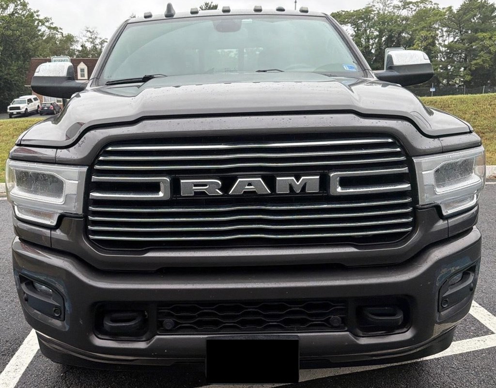 Used 2022 RAM 2500 Laramie AWD/4WD image 2