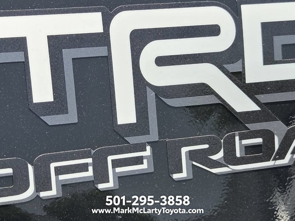 Used 2025 Toyota Tacoma TRD Off-Road AWD/4WD image 14