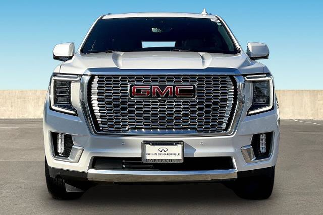 Used 2021 GMC Yukon XL Denali w/ Denali Premium Package AWD/4WD image 2