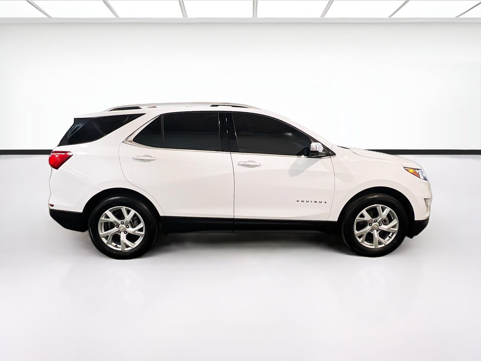 Used 2021 Chevrolet Equinox Premier AWD/4WD image 23