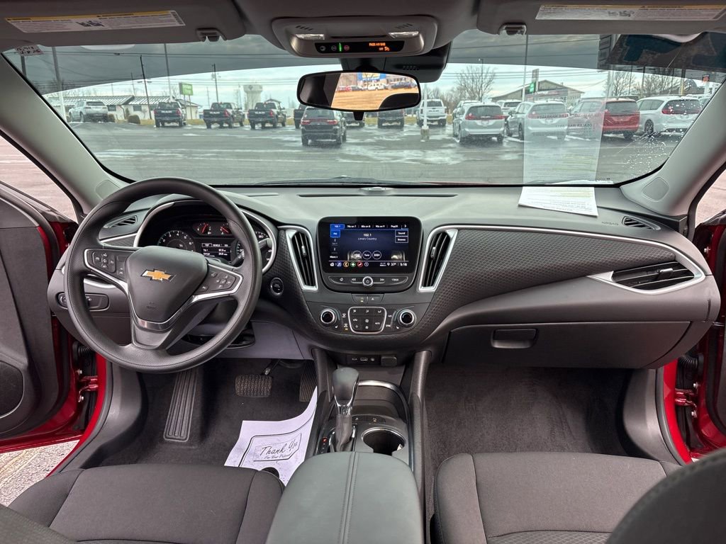 Used 2024 Chevrolet Malibu LT image 27