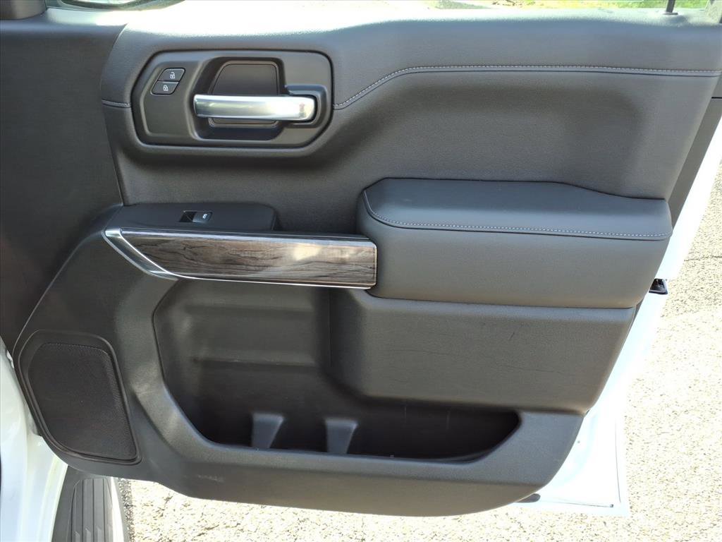 Used 2020 Chevrolet Silverado 1500 LTZ w/ Safety Package AWD/4WD image 16