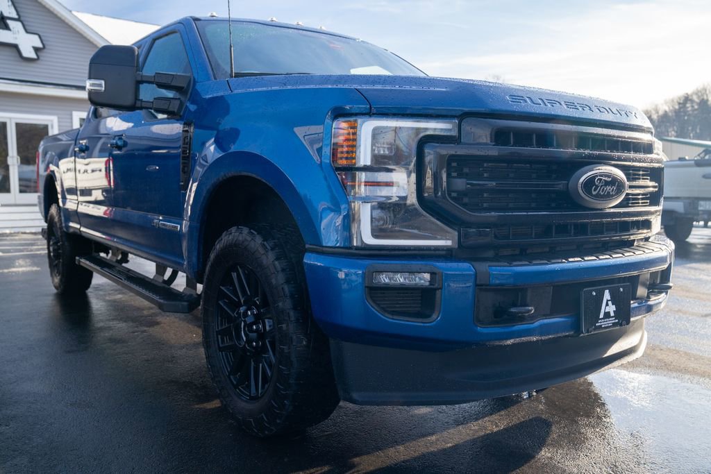 Used 2022 Ford F250 Lariat w/ Black Appearance Package image 9
