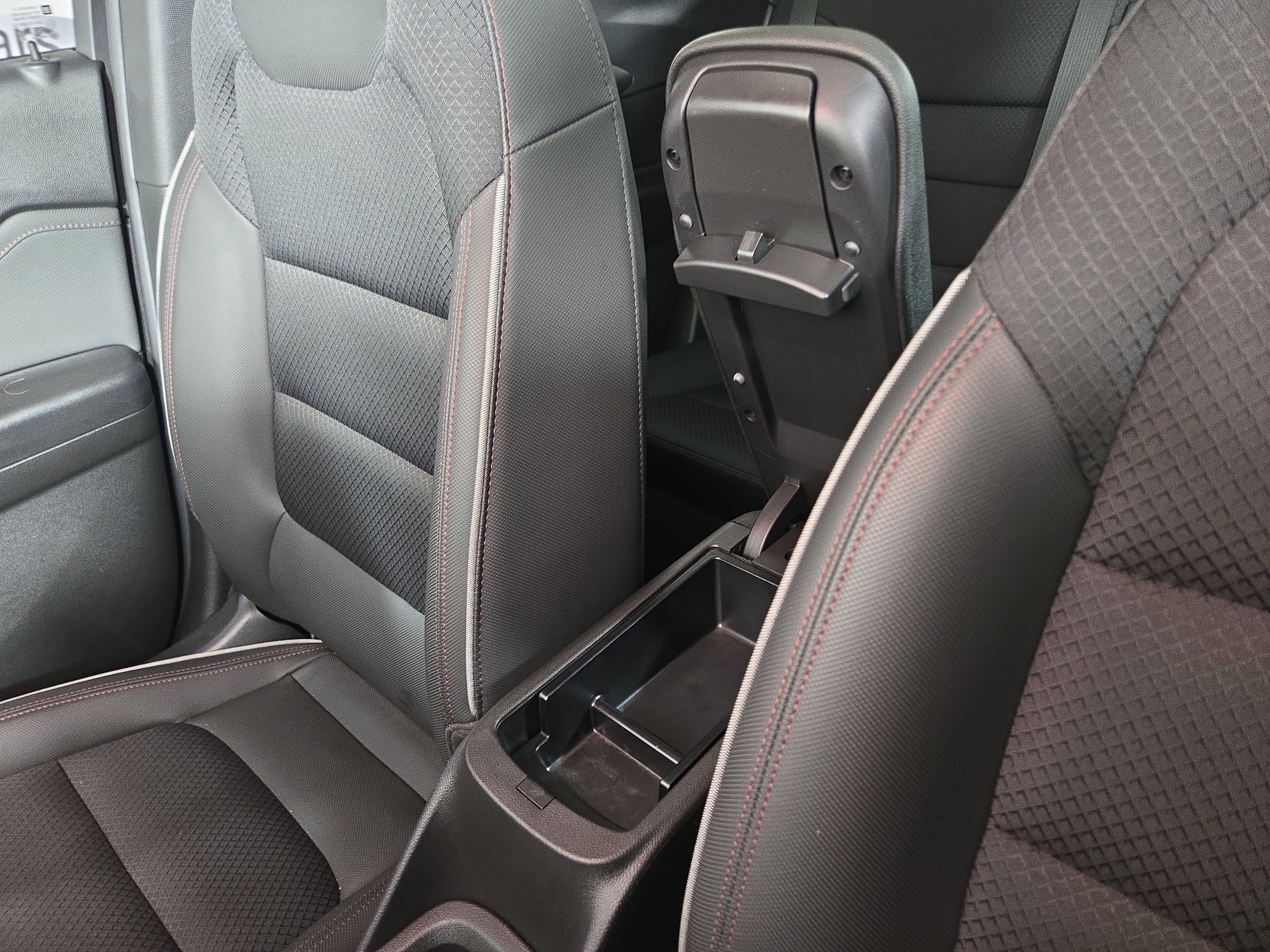 Certified 2022 Chevrolet TrailBlazer RS w/ Sun and Liftgate Package image 27