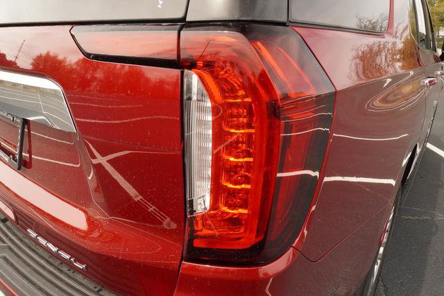 Used 2024 GMC Yukon Denali w/ LPO, Floor Liner Package image 37