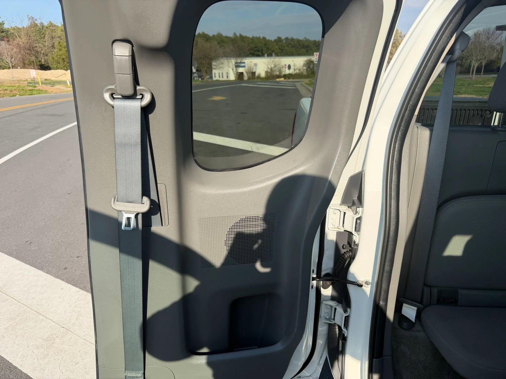 Used 2017 Nissan Frontier S image 25