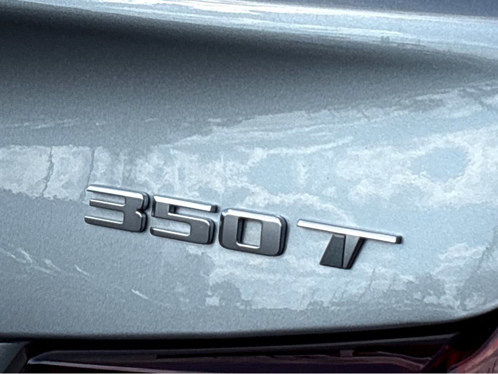 Used 2025 Cadillac XT4 Premium Luxury image 22