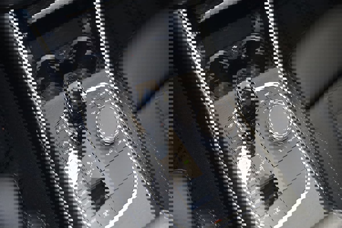 Used 2022 BMW 330i xDrive Sedan w/ M Sport Package image 28