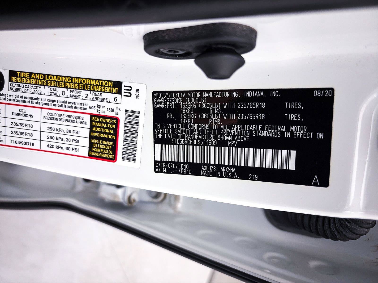 Used 2020 Toyota Highlander XLE AWD/4WD image 36