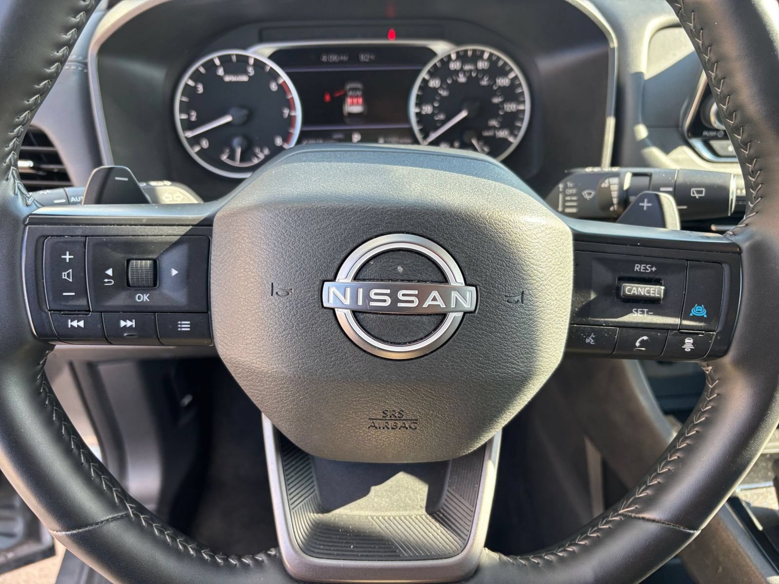 Used 2025 Nissan Rogue SV AWD/4WD image 27