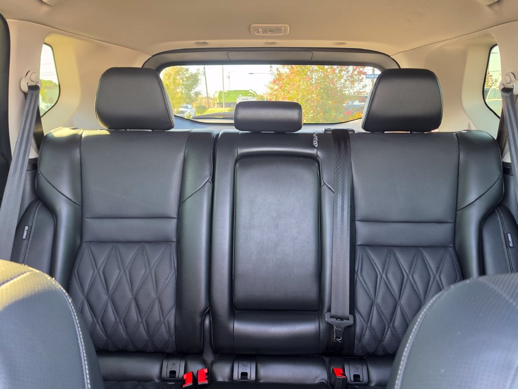 Used 2026 Nissan Rogue Platinum w/ Platinum Premium Package AWD/4WD image 31