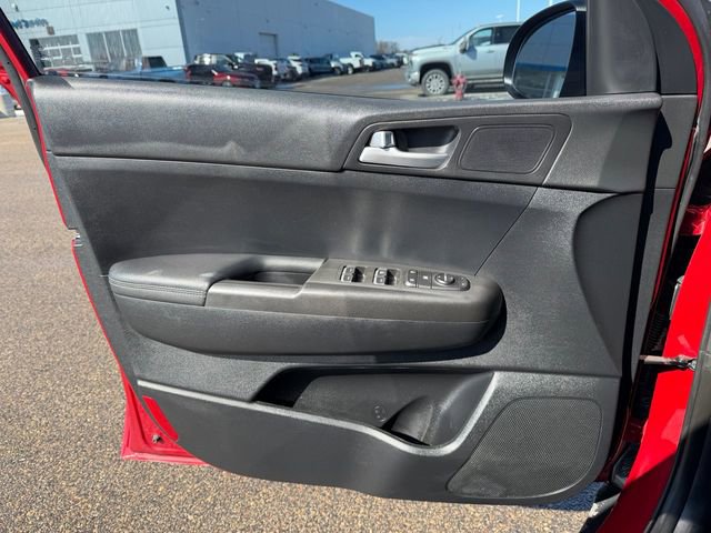 Used 2022 Kia Sportage LX image 24