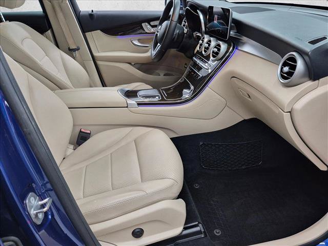 Used 2020 Mercedes-Benz GLC 300 image 21