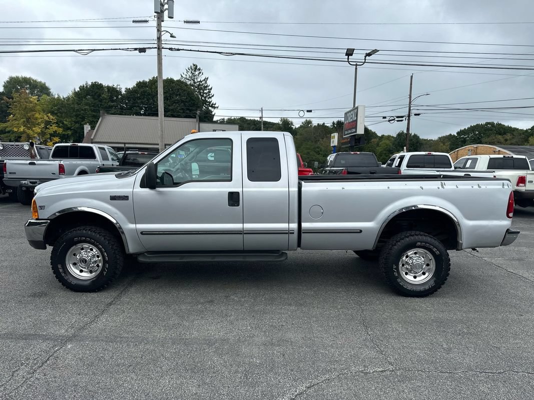 Used 1999 Ford F250 XLT AWD/4WD image 2