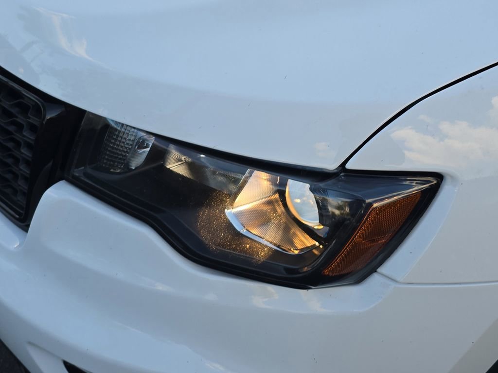 Used 2019 Jeep Grand Cherokee Laredo image 7