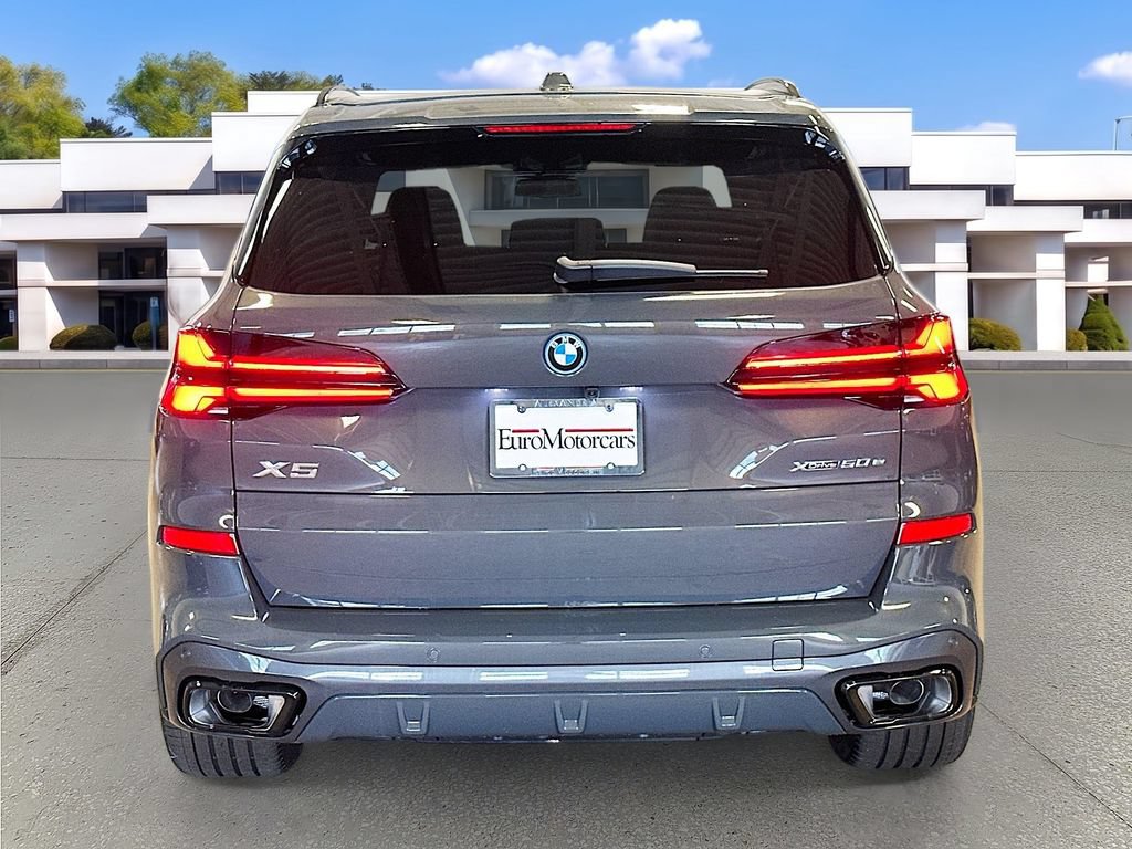 New 2026 BMW X5 xDrive50e w/ M Sport Package AWD/4WD image 6
