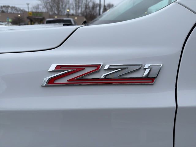 Used 2023 Chevrolet Tahoe Z71 w/ Luxury Package AWD/4WD image 12