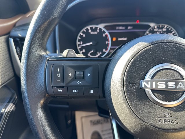 Used 2023 Nissan Rogue SV image 20