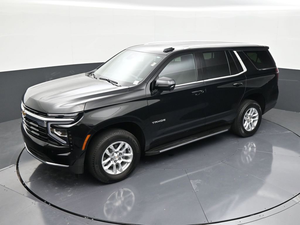 Used 2025 Chevrolet Tahoe LS RWD image 12
