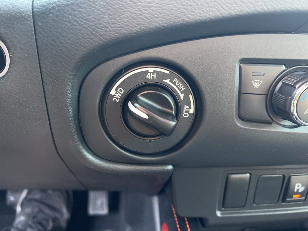 Certified 2023 Nissan Frontier PRO-4X w/ Technology Package image 54