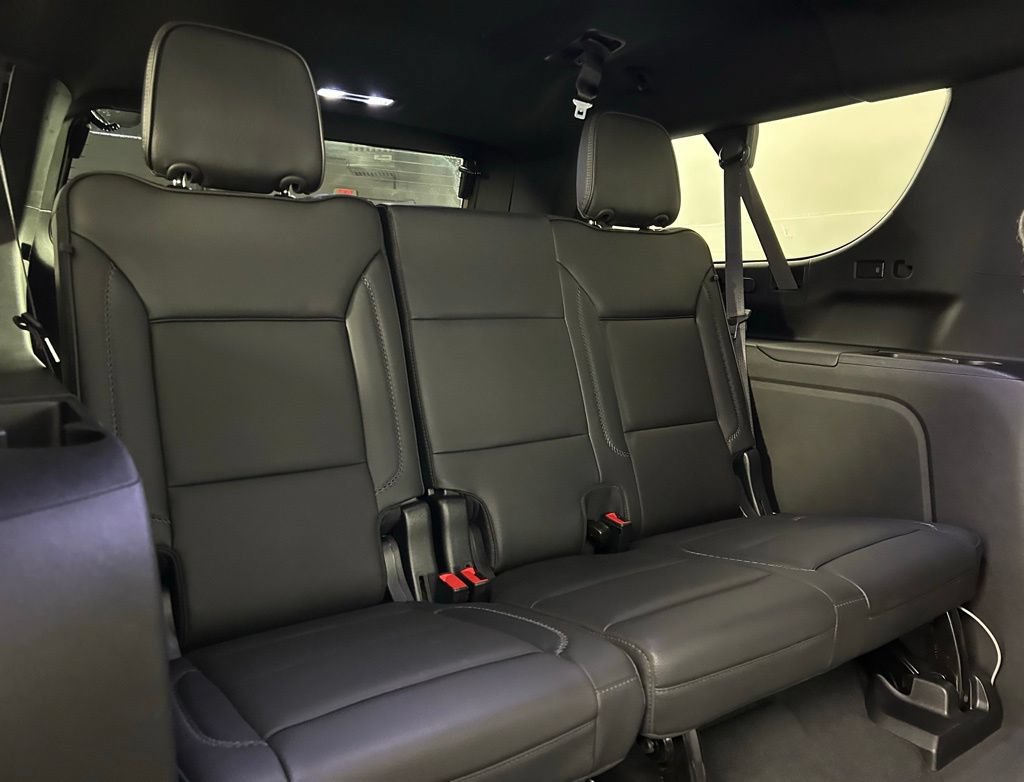 Used 2022 GMC Yukon XL Denali AWD/4WD image 14