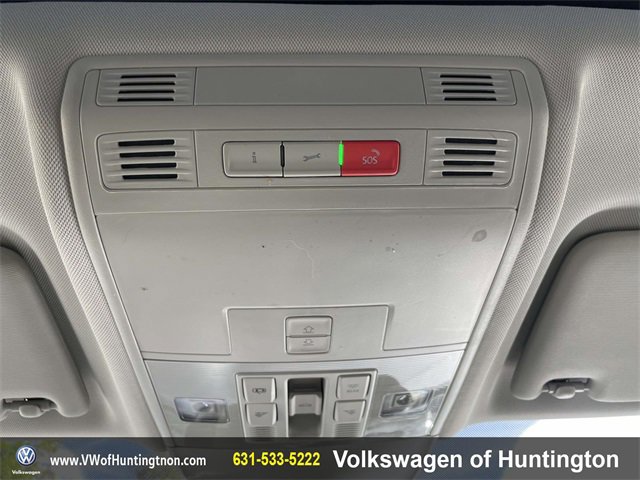 Certified 2025 Volkswagen Taos SE w/ Taos Adventure Package (SXB) image 31