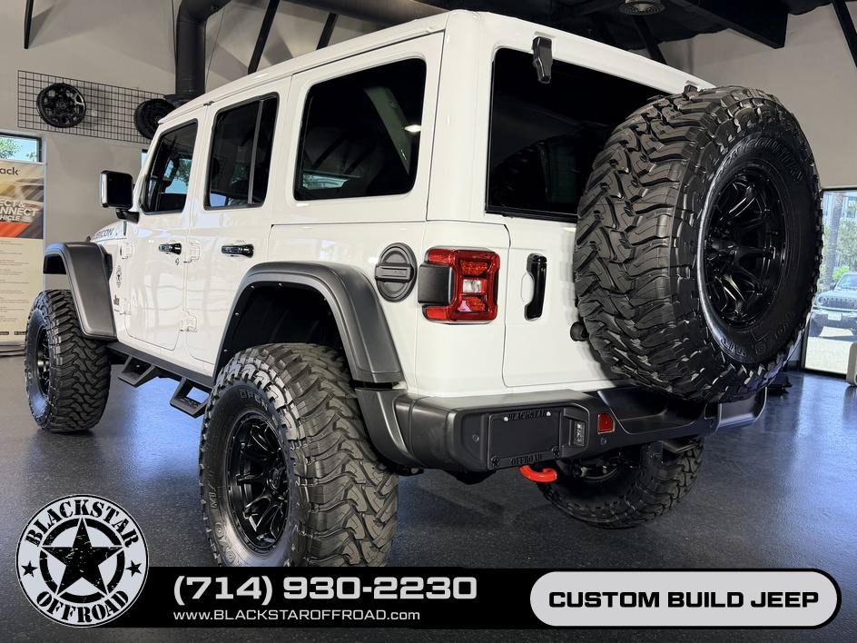 Used 2024 Jeep Wrangler Unlimited Rubicon w/ Technology Group AWD/4WD image 12