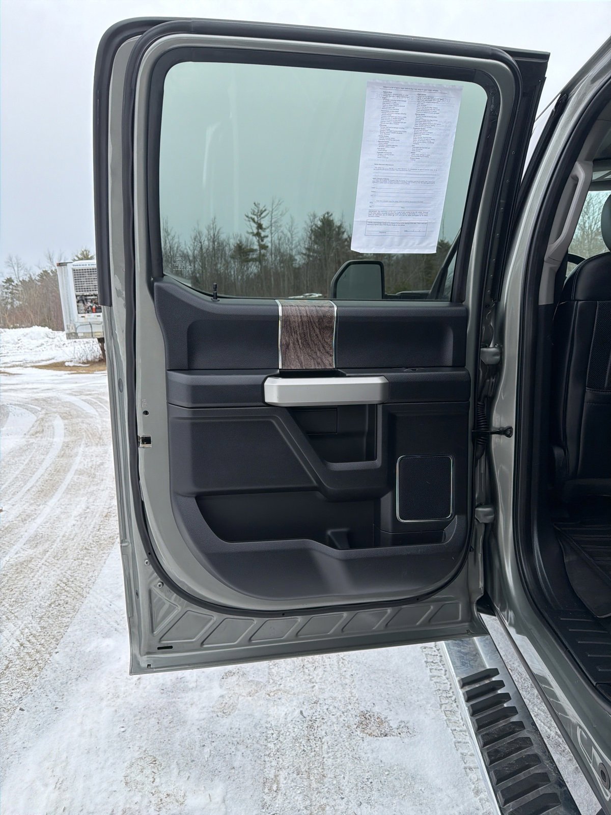 Certified 2019 Ford F350 Lariat w/ Lariat Ultimate Package image 11