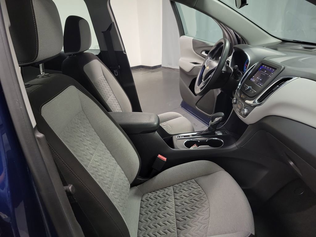 Used 2022 Chevrolet Equinox LS image 21