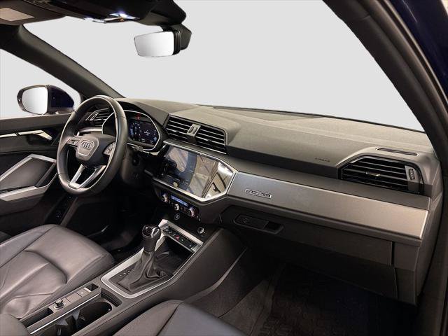 Certified 2025 Audi Q3 2.0T Premium w/ Convenience Package AWD/4WD image 14