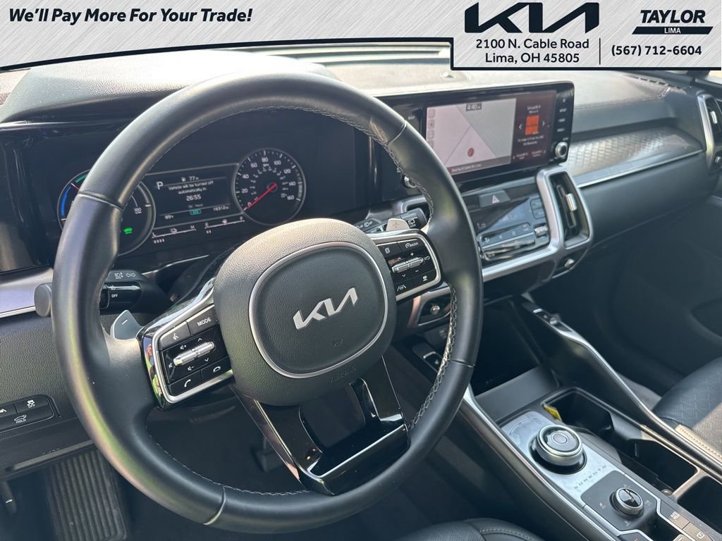 Used 2024 Kia Sorento EX image 16