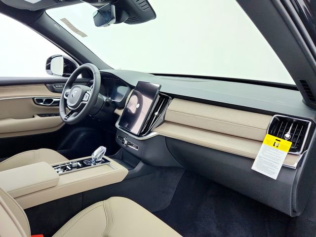 New 2026 Volvo XC90 B5 Plus w/ Protection Package image 17