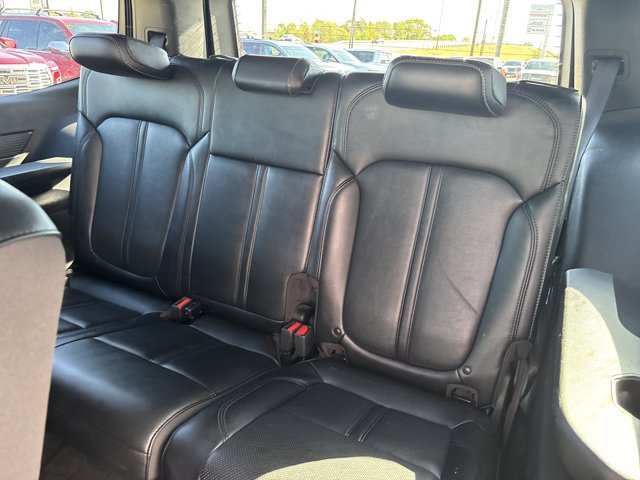 Used 2024 Jeep Wagoneer Series II w/ Flexible Seating Group AWD/4WD image 16