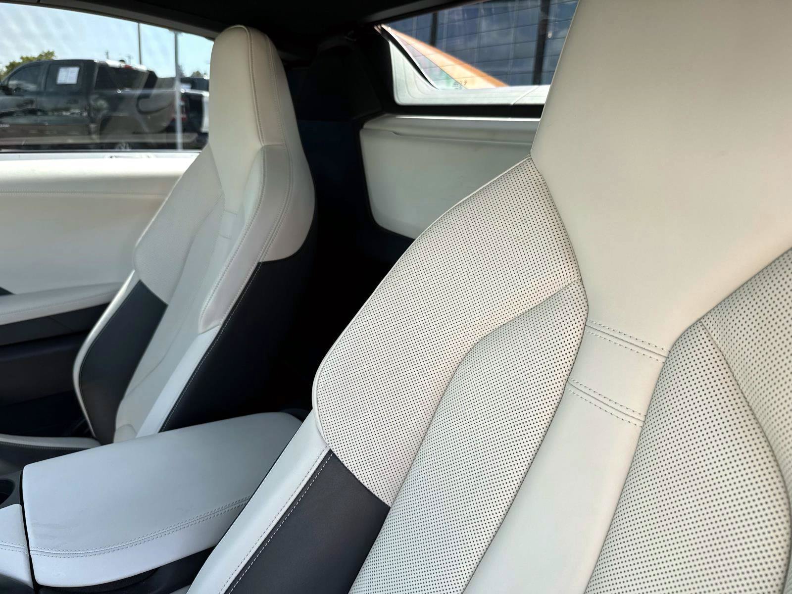 Used 2019 BMW i8 Roadster AWD/4WD image 19