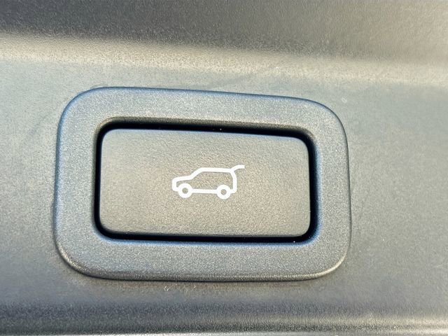 Used 2021 Jaguar F-PACE S image 13