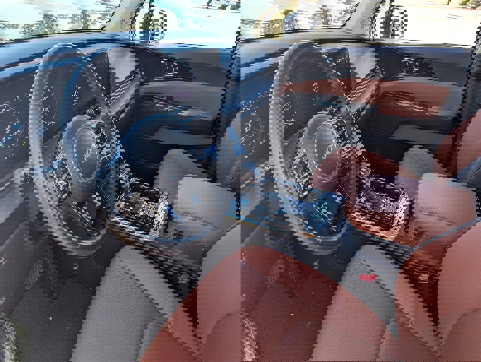 Used 2024 Kia Carnival SX image 16