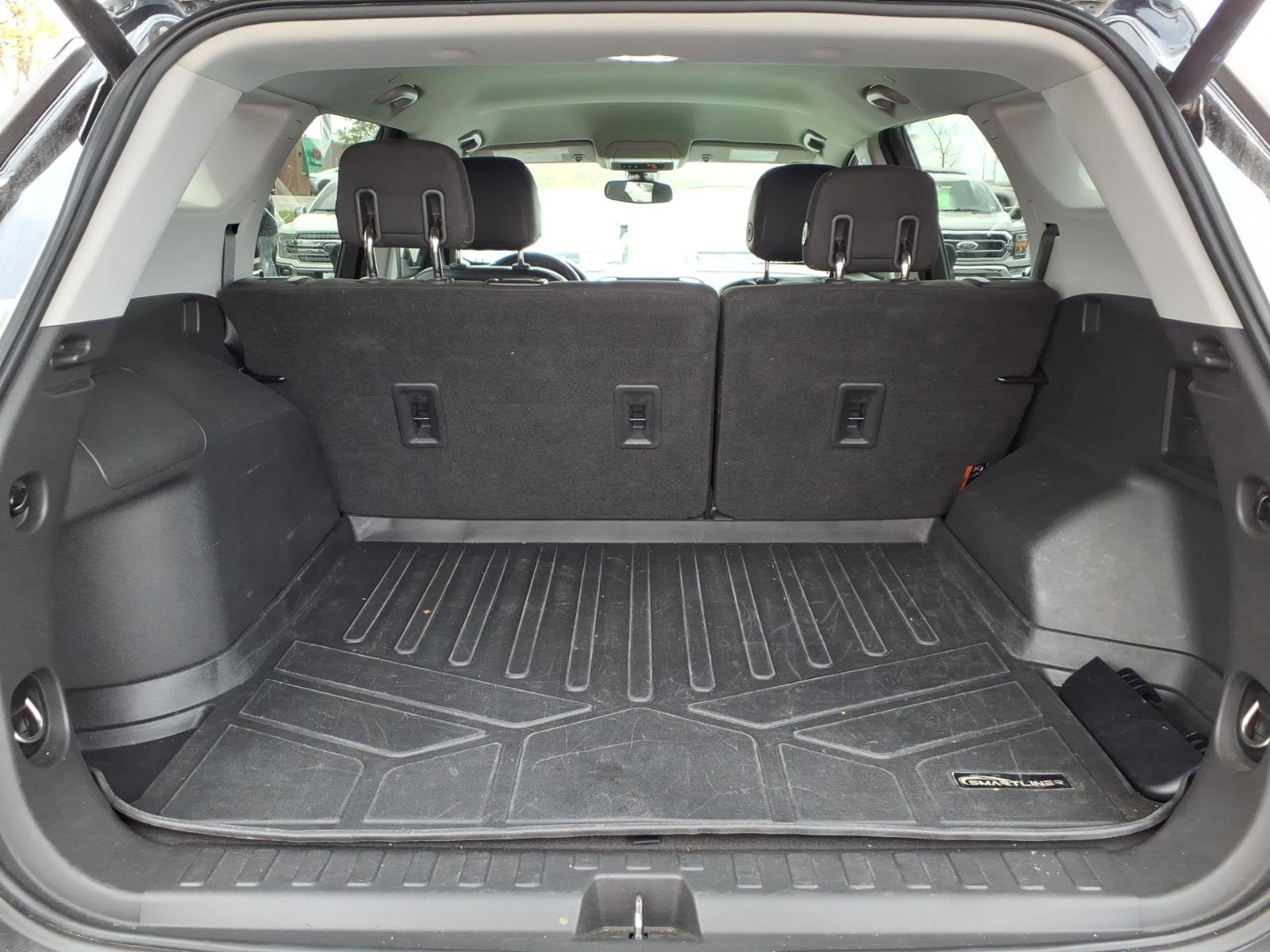 Used 2020 GMC Terrain SLE w/ Driver Convenience Package AWD/4WD image 29